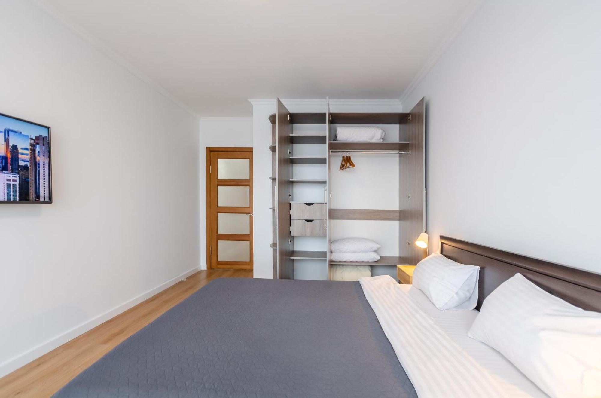 Petrovdom Apartment 7-27 In Rc Kvartet, 16Г Vasyl Lypkivskyi Street เคียฟ ภายนอก รูปภาพ