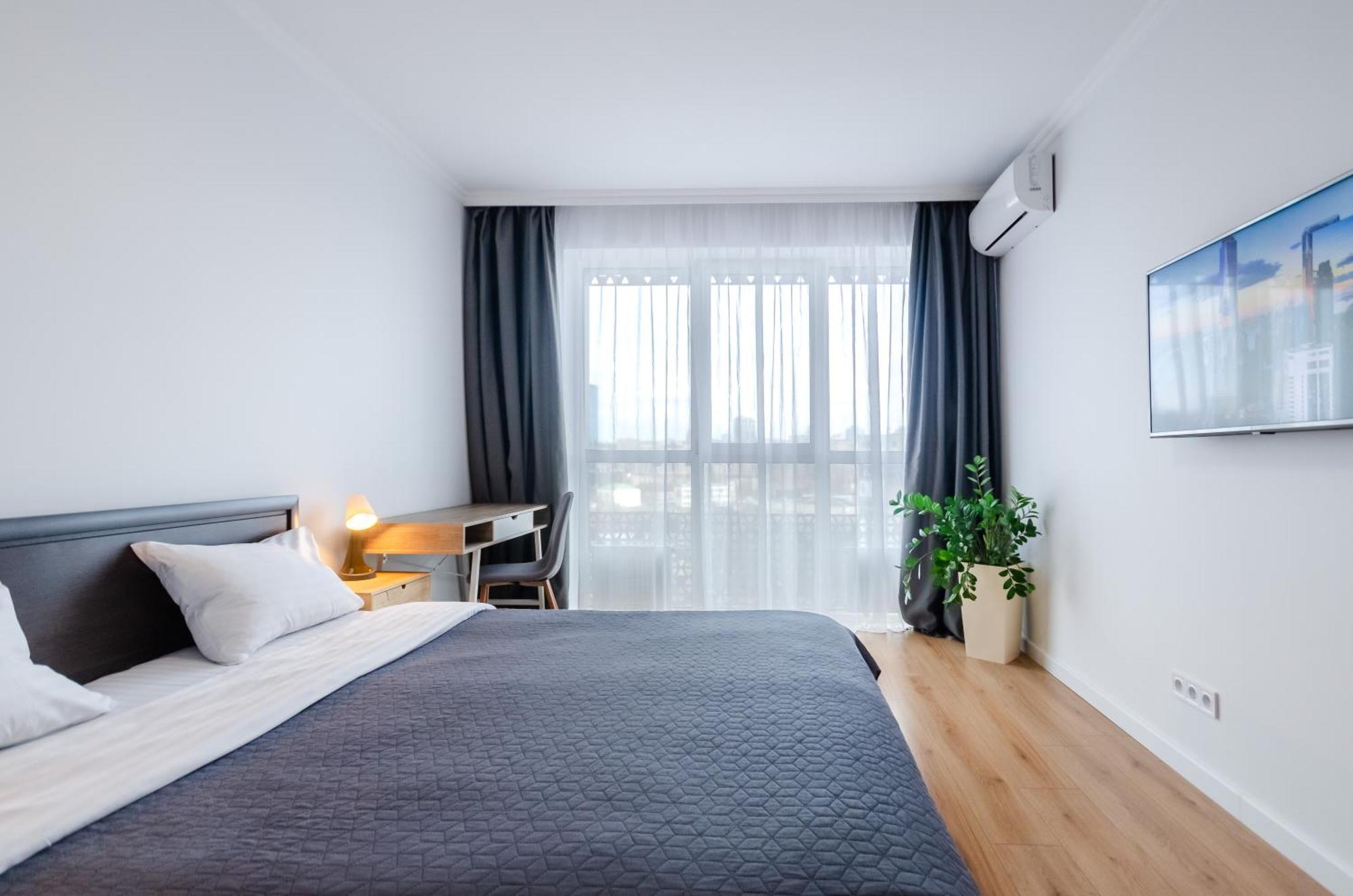 Petrovdom Apartment 7-27 In Rc Kvartet, 16Г Vasyl Lypkivskyi Street เคียฟ ภายนอก รูปภาพ