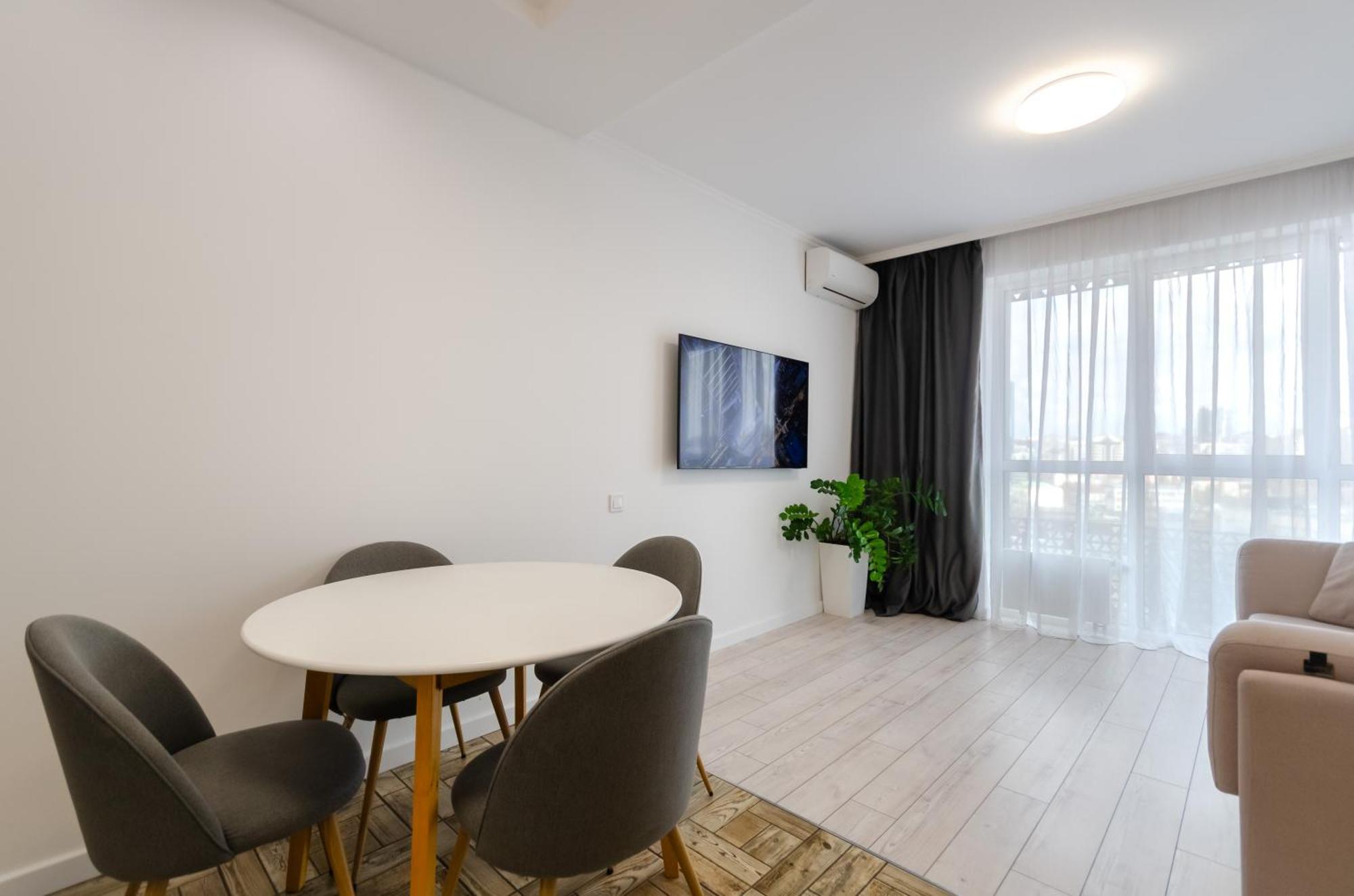 Petrovdom Apartment 7-27 In Rc Kvartet, 16Г Vasyl Lypkivskyi Street เคียฟ ภายนอก รูปภาพ